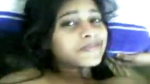 Indian Virgin girl having sex